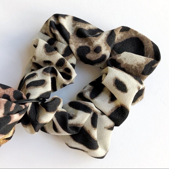 nOir Ombre Leopard Scrunchies - Picture 10 of 12